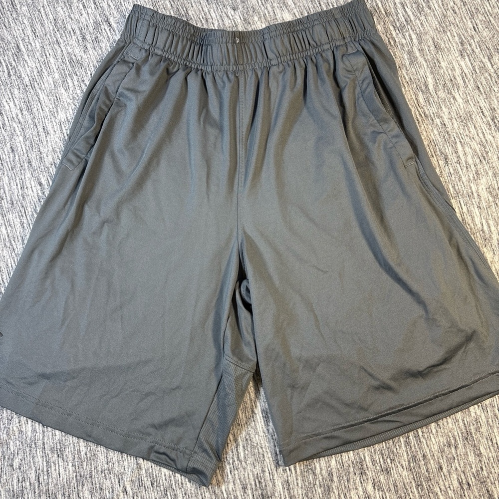 Under Armour Men's Dark Gray Athletic Shorts